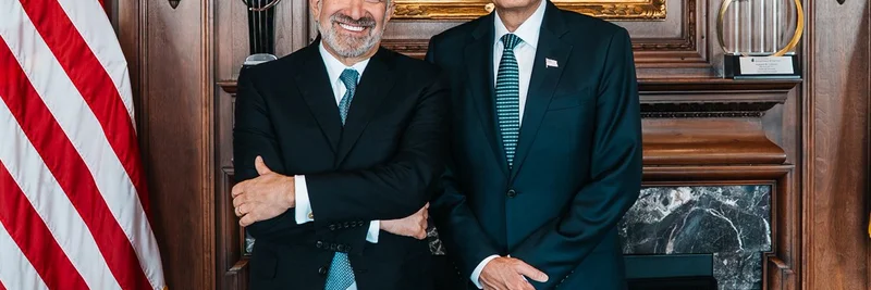 US Government Secures 10% Stake in Intel: Howard Lutnick's Big Move for Tech and Crypto