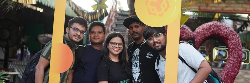 BNB Chain의 Pitch & Build Cafe in Delhi: 밈 토큰 빌더들을 위한 1일차 소식